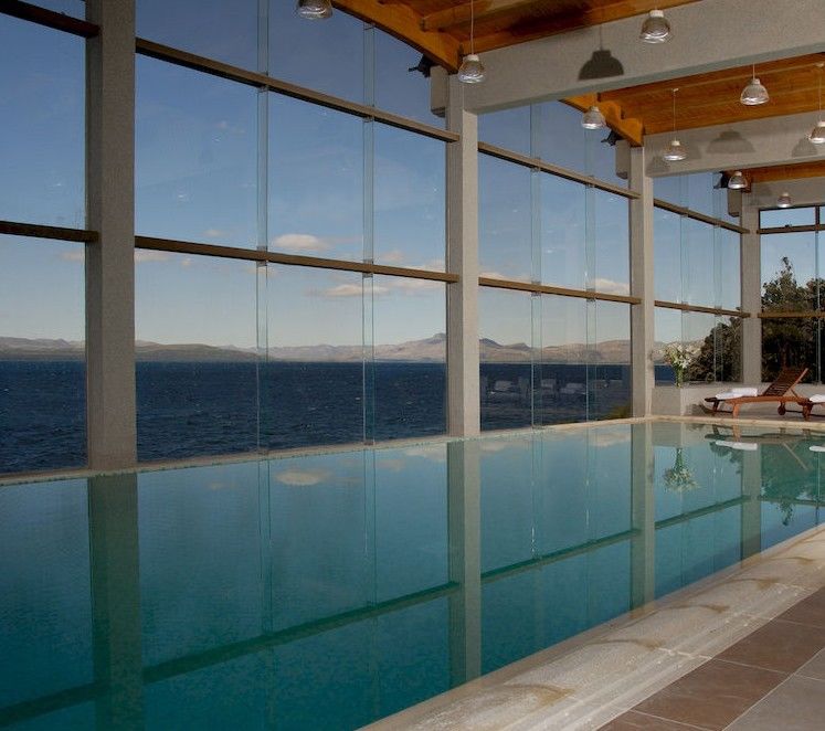 Alma Del Lago Suites & Spa San Carlos de Bariloche Dış mekan fotoğraf The pool at the hotel