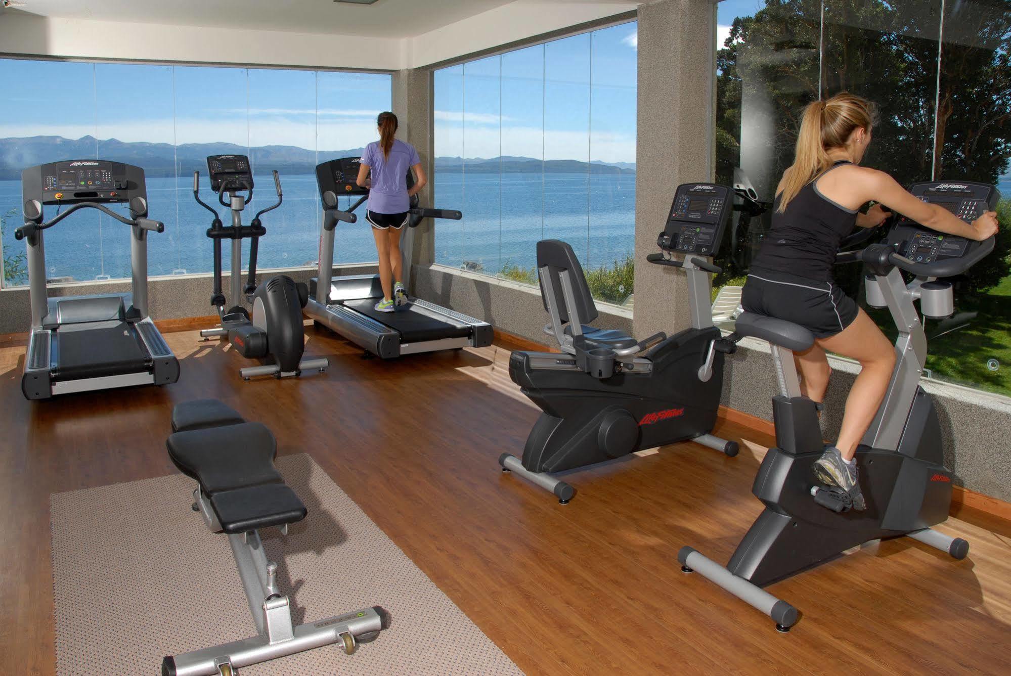 Alma Del Lago Suites & Spa San Carlos de Bariloche Dış mekan fotoğraf A gym